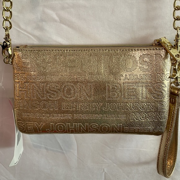 NWT Betsey Johnson Phone Charging Purse - Picture 2 of 13